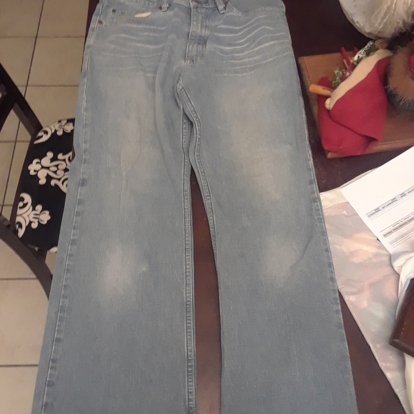 Jeans - Picture 2 of 7